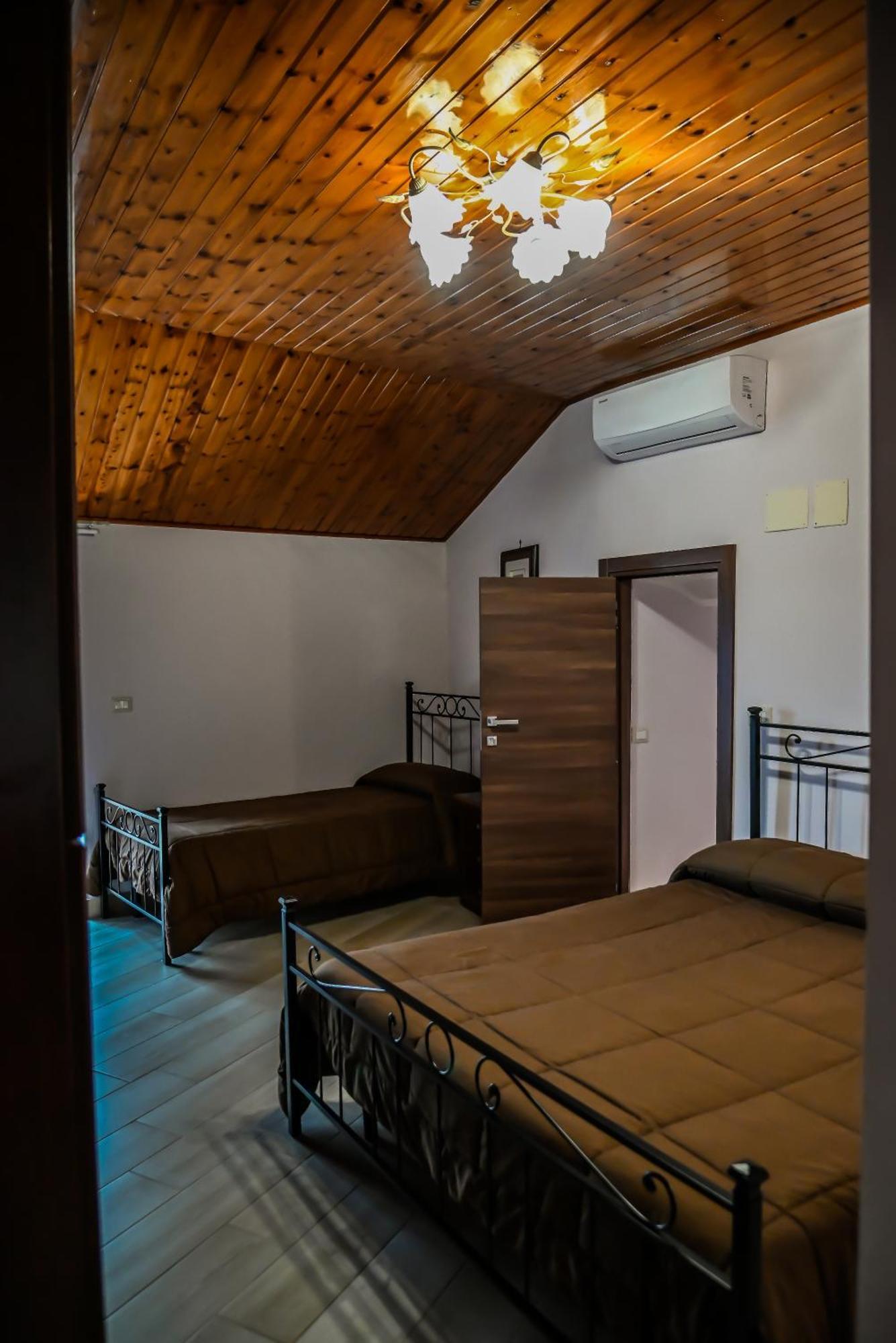 Villa Etna Dimora Dei Saponari Trecastagni Exterior foto